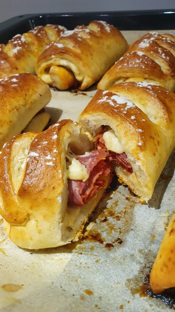 Pão com Chouriço ou Massa de Pizza 