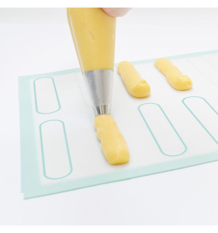 Tapete de silicone em fibra de vidro com impressão de macaron e éclair