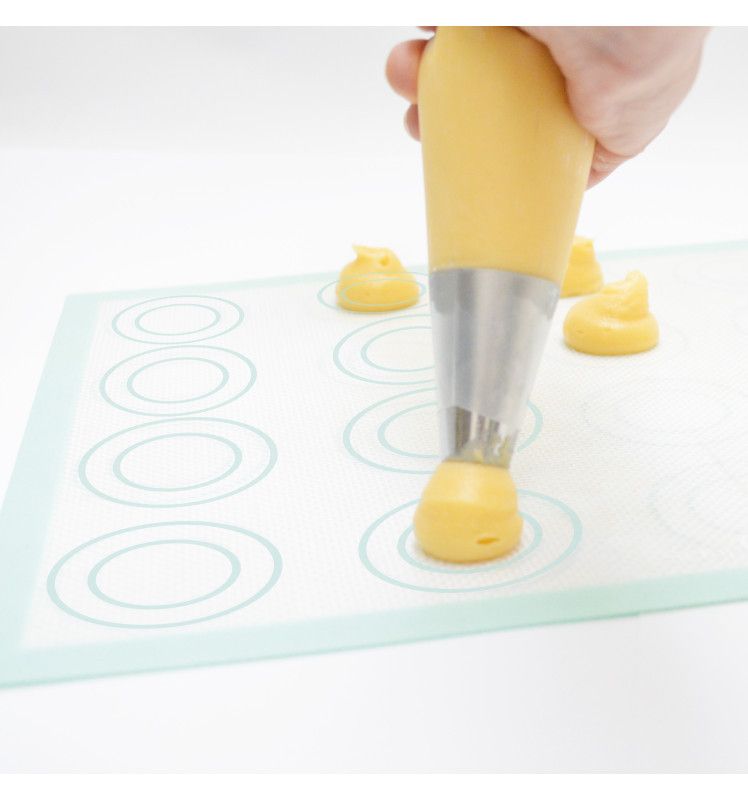 Tapete de silicone em fibra de vidro com impressão de macaron e éclair