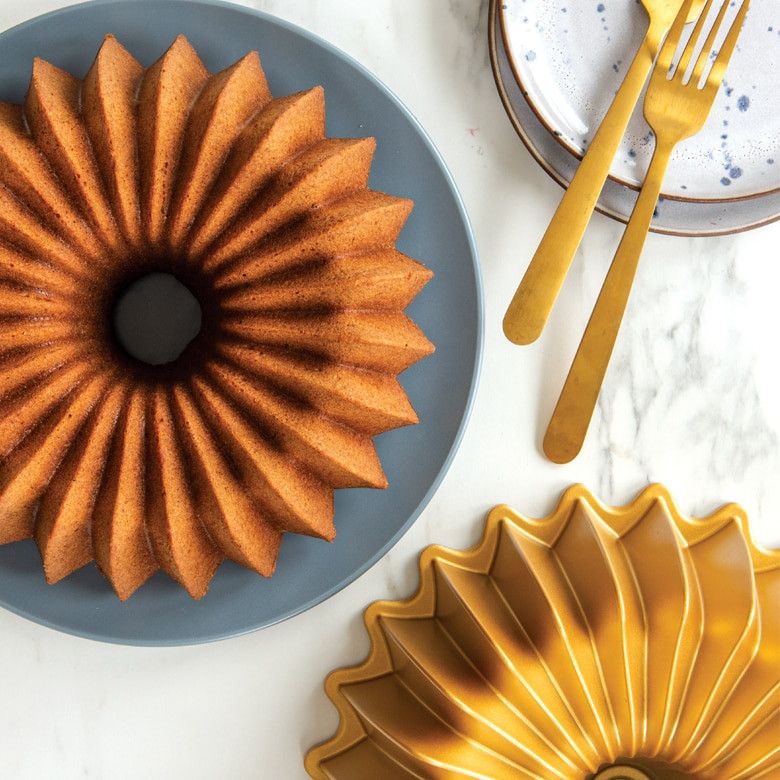 Forma Nordic Ware Brilliance Pan
