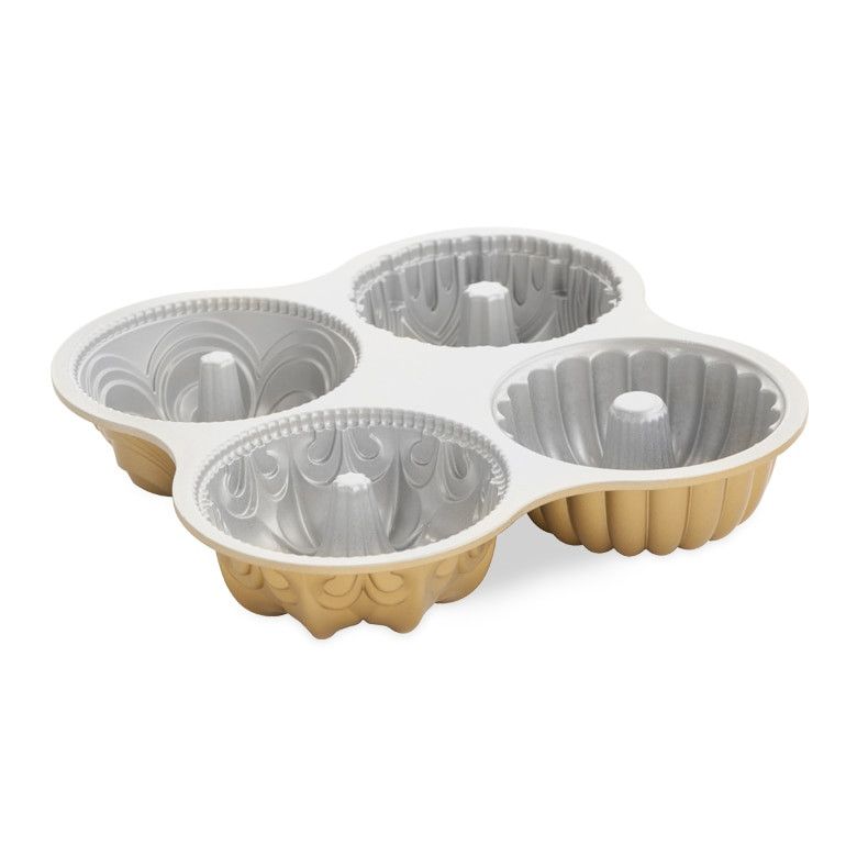 Forma Nordic Ware Quartet Pan