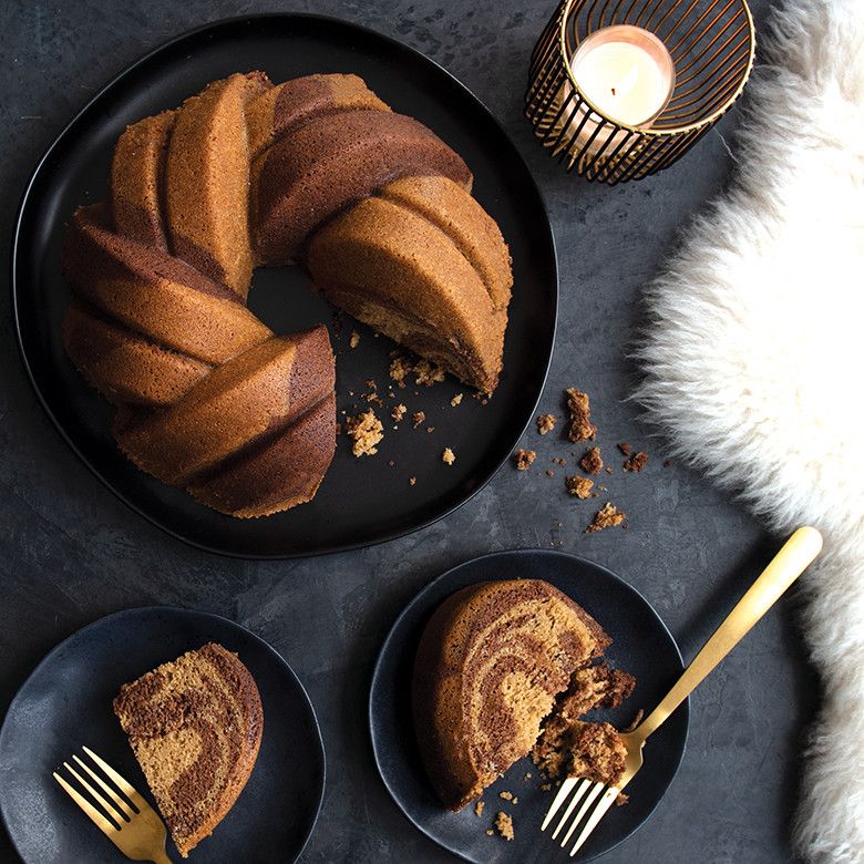 Forma Nordic Ware Braided Pan