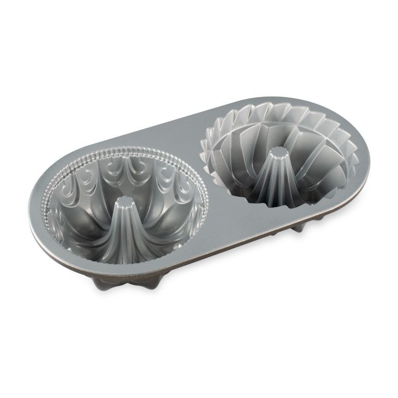 Forma Nordic Ware Bundt Duet Pan