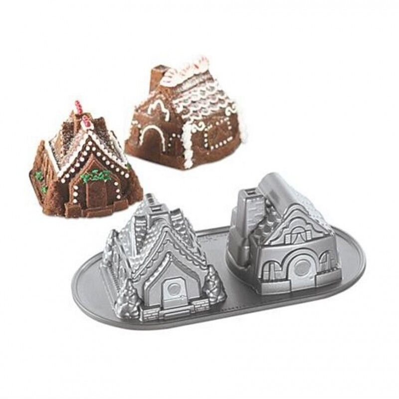 Forma Nordic Ware Gingerbread house ( Duet cake pan)
