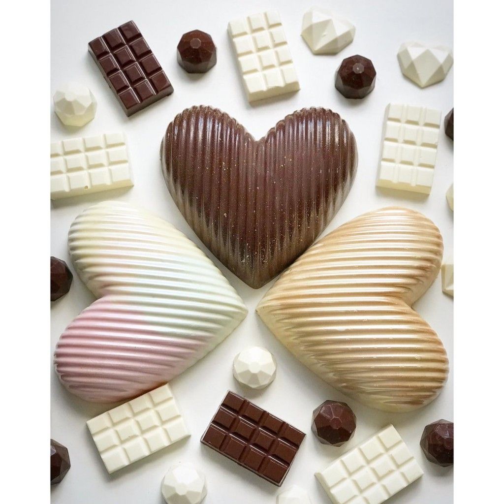 Molde para chocolate BWB Coração listrado ( 3 partes)