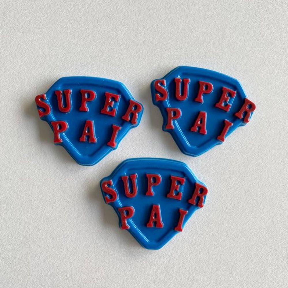 Molde para Chocolate BWB Escudo Super Pai