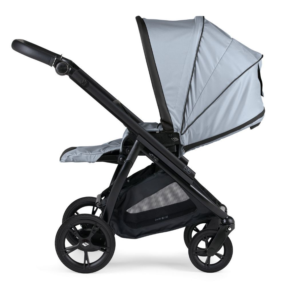 Trio BIB Azul, Carrinho + Alcofa com Colchão SoftFresh + Babycoque Reclinável Easymaxi XL-i, Chassis Preto Bébécar