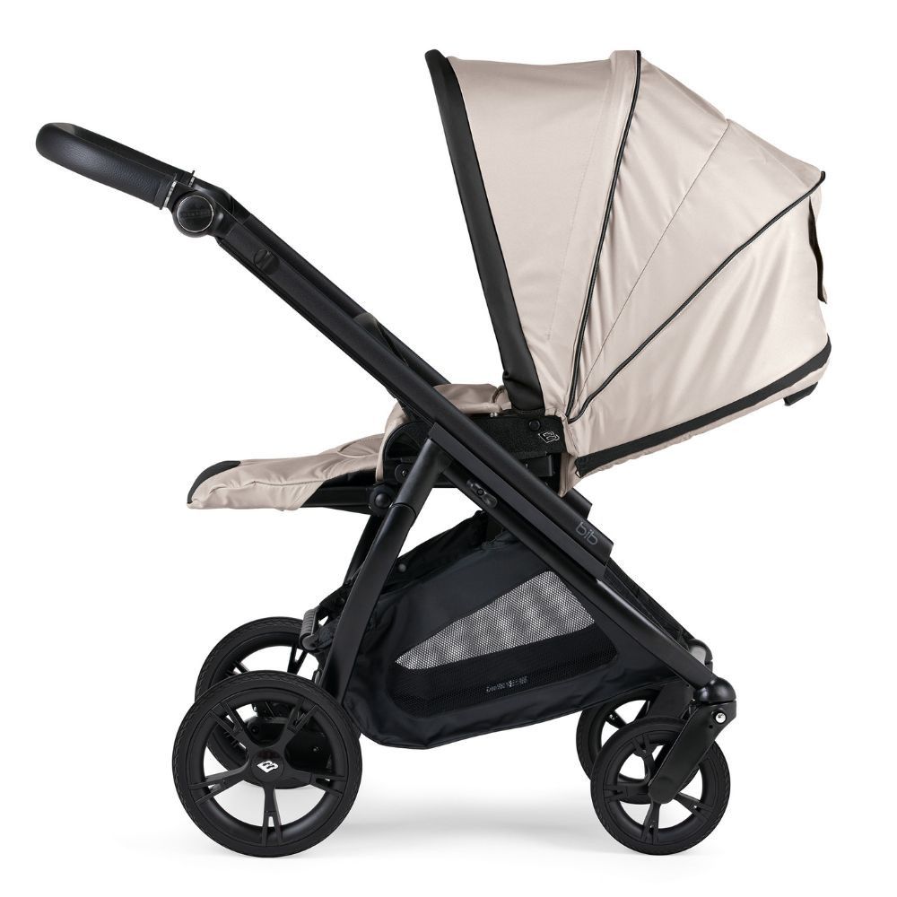 Trio BIB Bege, Carrinho + Alcofa com Colchão SoftFresh + Babycoque Reclinável Easymaxi XL-i, Chassis Preto Bébécar