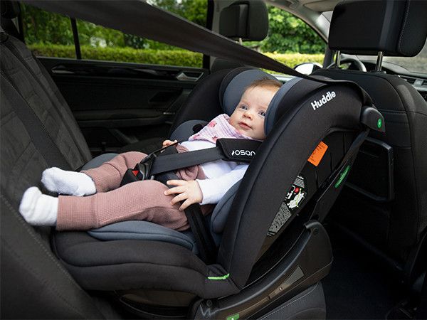 Cadeira Auto Osann Huddle 2 sem Isofix Reboarder, 40 a 150 cm, cresce com seu filho, direção para frente e para trás, montagem com cinto de 3 pontos, Preto